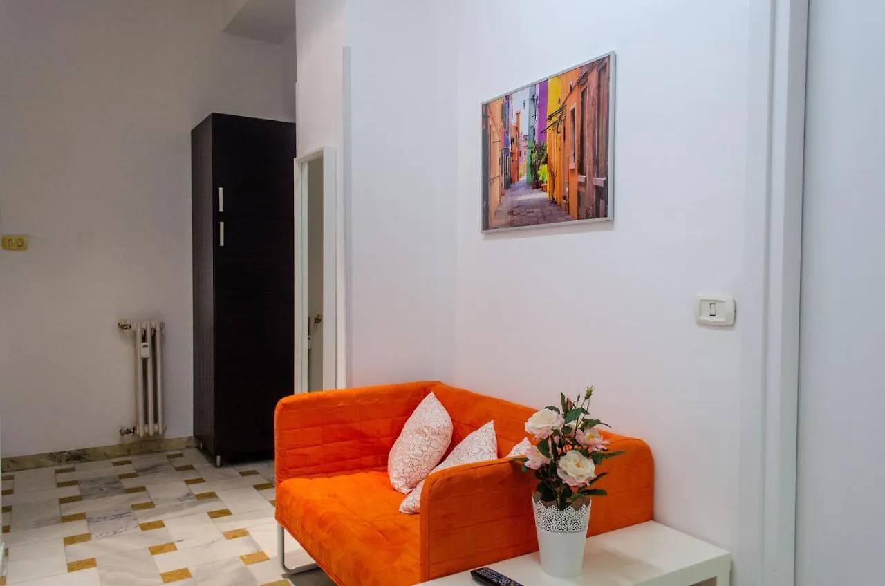 Room In Guest Room - Kamchu Apartments Room Piazza Bologna 1 Rome Italy